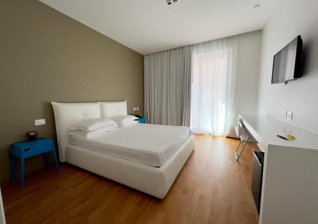 Copacabana Hotel Design Margherita Di Savoia Luaran gambar