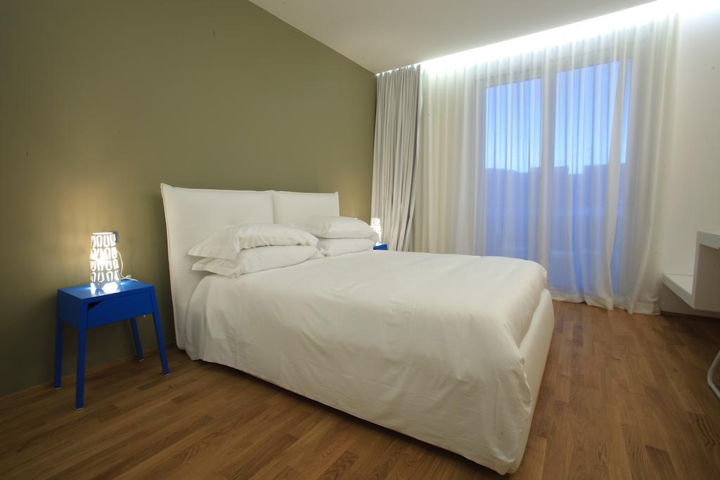 Copacabana Hotel Design Margherita Di Savoia Bilik gambar